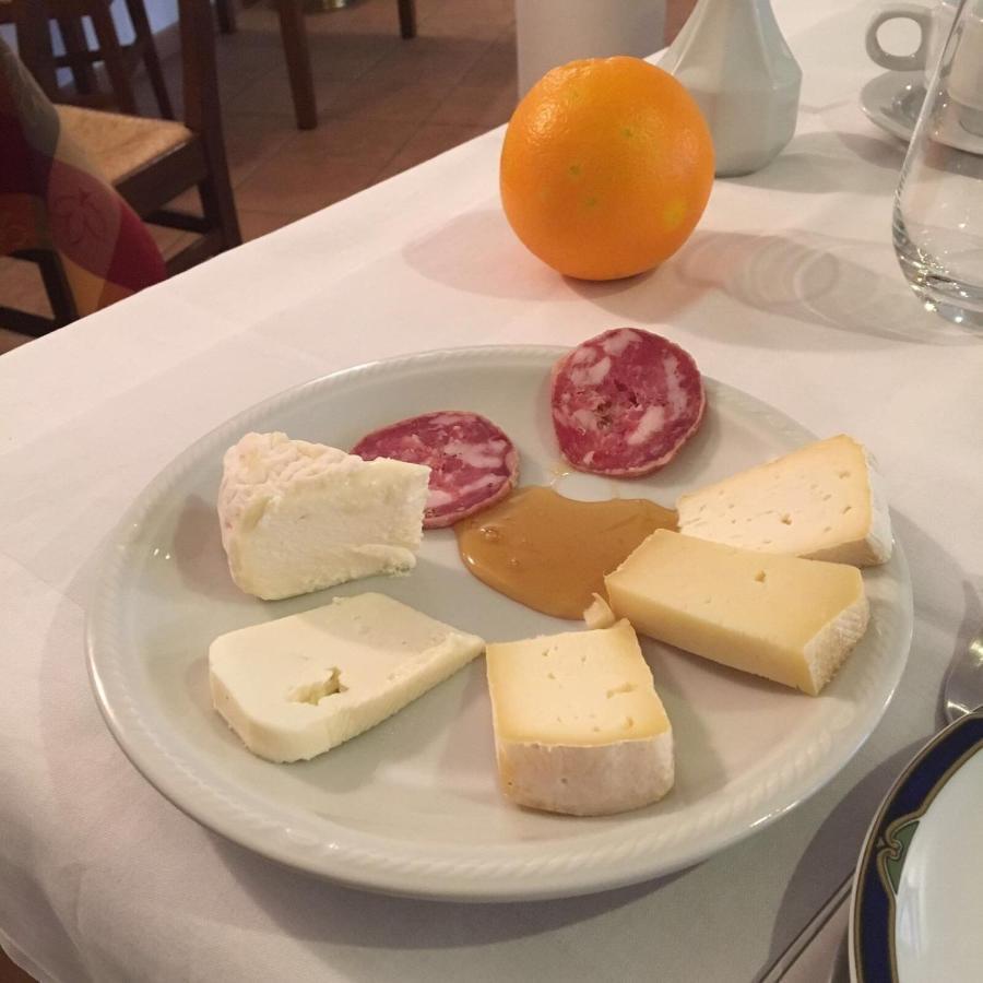 ברולו Agriturismo Le Viole מראה חיצוני תמונה