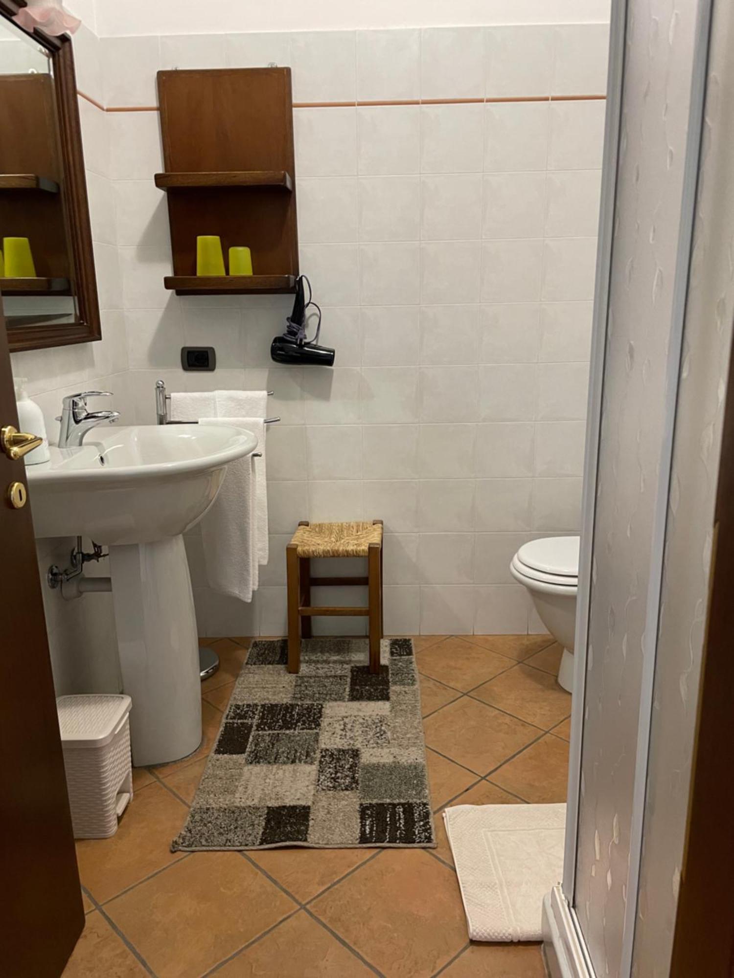 ברולו Agriturismo Le Viole מראה חיצוני תמונה